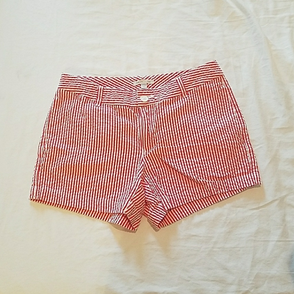 Gap seersucker shorts size 4
